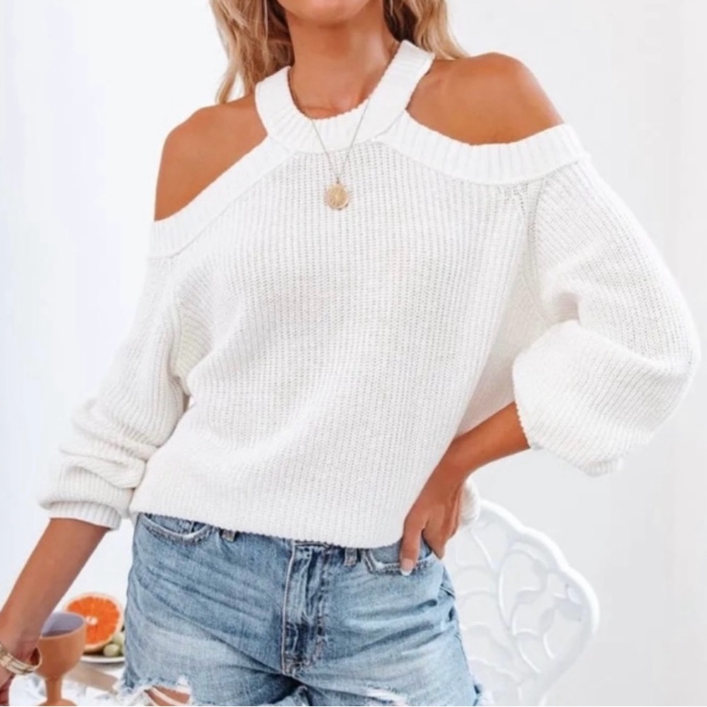 VICI cold shoulder beige knitted sweater, long sleeve, 100% cotton, size L